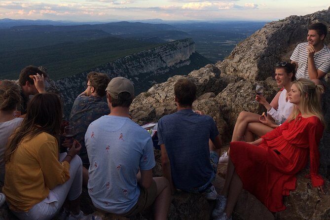 Hike to the top of "Pic Saint Loup", wine & food - FAQ