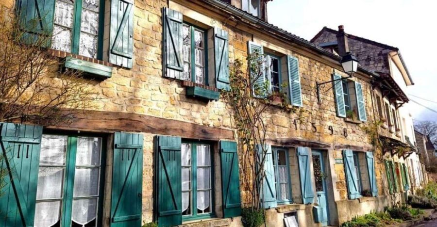 Hiking Adventure in Van Gogh's footsteps (6 miles walk) - An In-Depth Look at the Van Gogh Trail