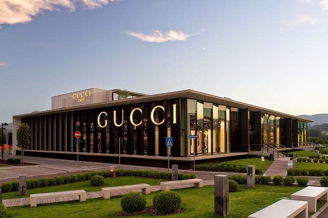Hire a driver for The Mall Outlet - Limousine Service Florence - FAQ