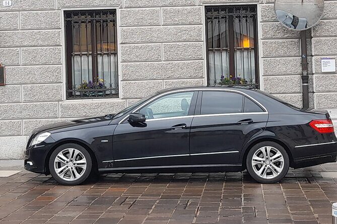 hire with driver private transfer - Who Should Consider This Service?