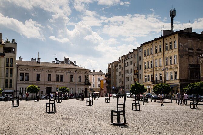 Historic Krakow : Old Town & Wawel Castle Walking tour - Final Thoughts: Is This Tour Right for You?
