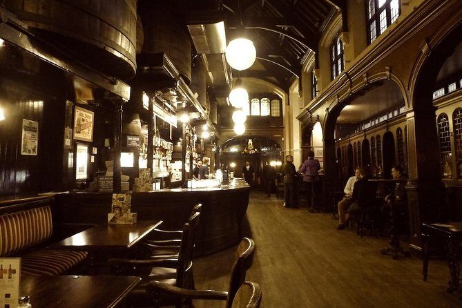 Historic Pubs of London - A Deep Dive into the Historic Pubs Tour