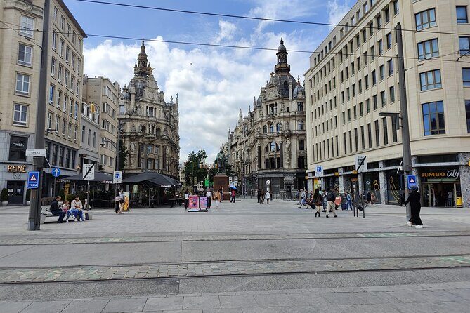 Historical Walking Tour in Antwerp Old City - Who Is This Tour Best Suited For?