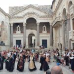 History Split Walking Tour in French -Small group - Why This Tour Offers Great Value