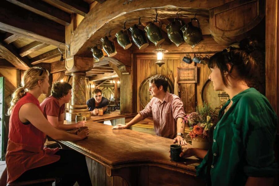 Hobbiton Movie Set & Te Puia Geothermal Valley Private Tour - Who Will Love This Tour?
