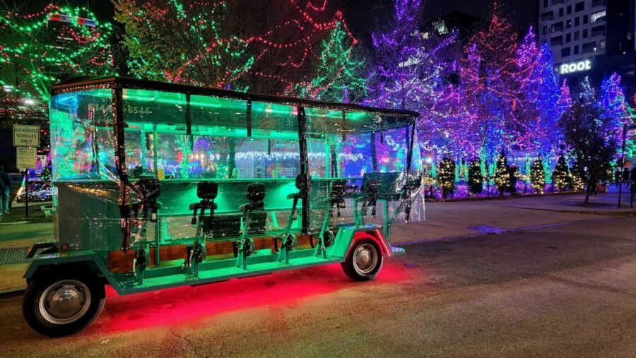 Holiday Lights Tour with Trolley Pub Columbus - What to Expect During the Tour
