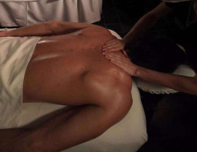 Holistic Massage - A Deep Dive Into the Holistic Massage Experience