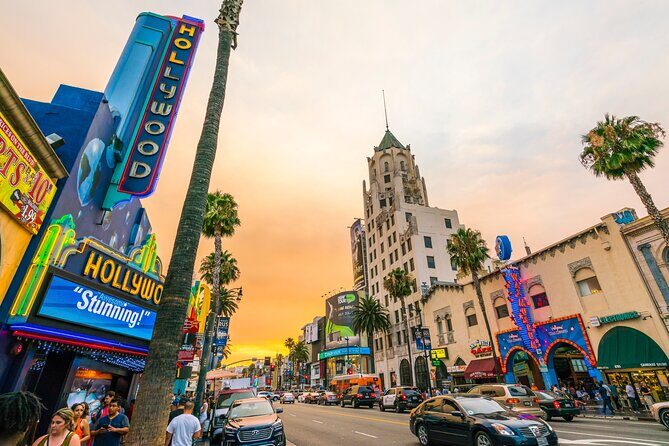 Hollywood and Celebrity Homes Bus Tour - FAQ