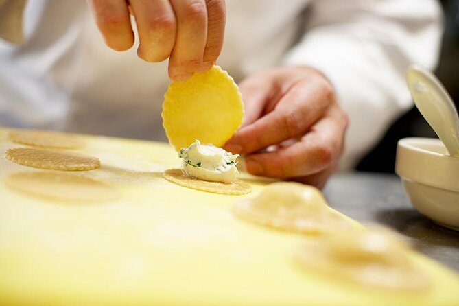 Home Cooking in Testaccio: Cacio e Pepe, Amatriciana, Carbonara - The Itinerary in Detail