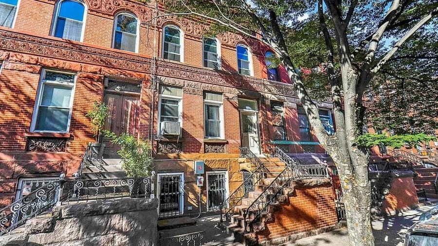 Home visit in Brooklyn & tour of the Bushwick Collective street art - Who Will Love This Tour?