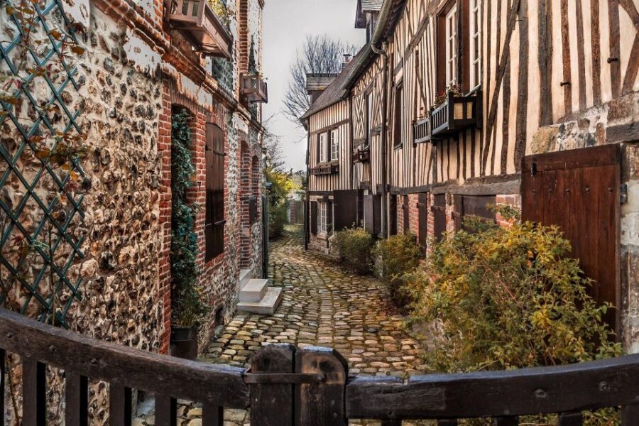 Honfleur Private Guided Walking Tour - What to Expect on the Walk