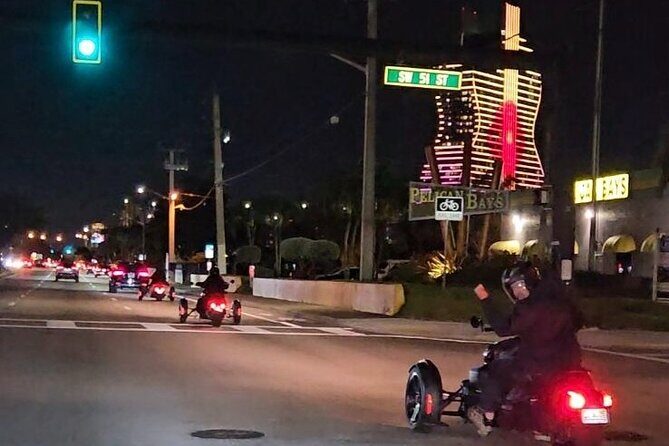 Hookah Bus Tour/Hard Rock Casino/Las Olas Ft. Lauderdale/Wynwood - An In-Depth Look at the Tour Experience