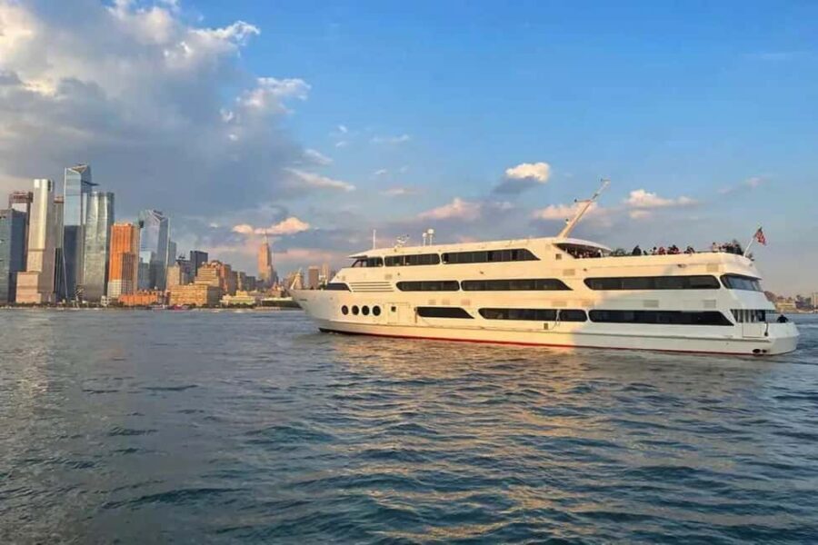 Horizon's Edge NYC New Year's Eve Party - Authentic Experiences & Authenticity