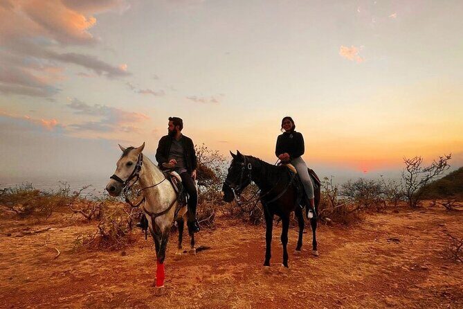 Horseback Ride in Guanajuato with Live Music and Food - Authenticity and Personal Touch