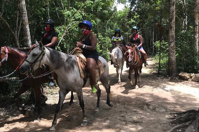 Horseback riding with ATV, zip lines and cenote, lunch and transfer - FAQ