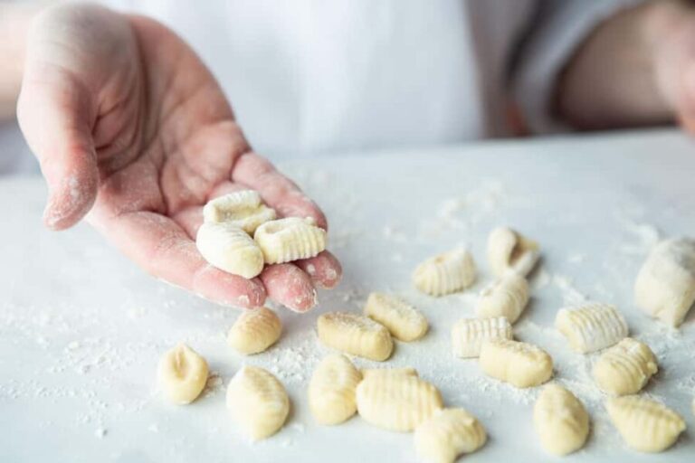 Houston: Fun Pasta Making Cooking Class With Local Chef - The Itinerary: Step-by-Step Cooking in Houston