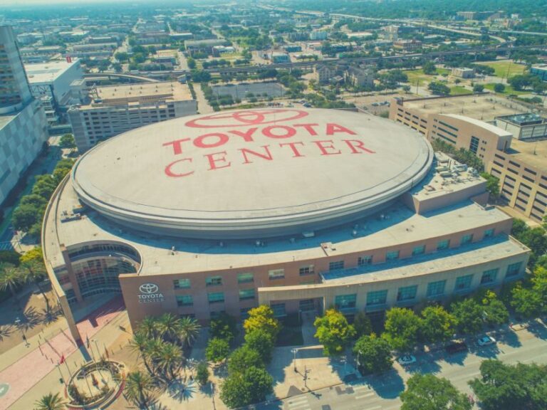 Houston: Houston Rockets NBA Basketball Game Ticket - The Venue: Toyota Center