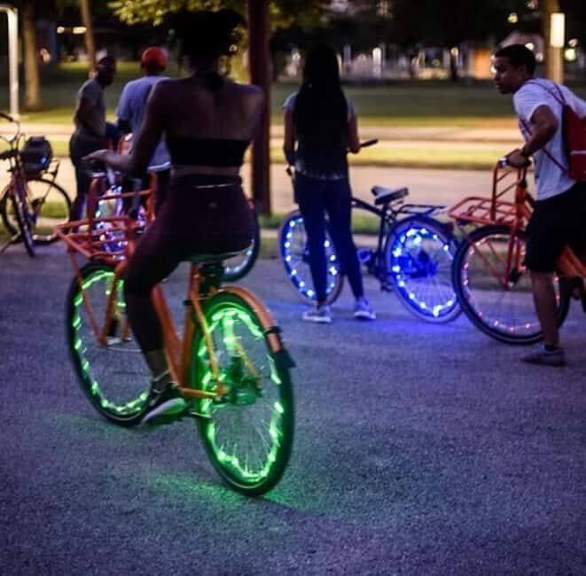 Houston: LED Night Light Bike Ride with Music - A Closer Look at the Houston LED Night Bike Ride Experience