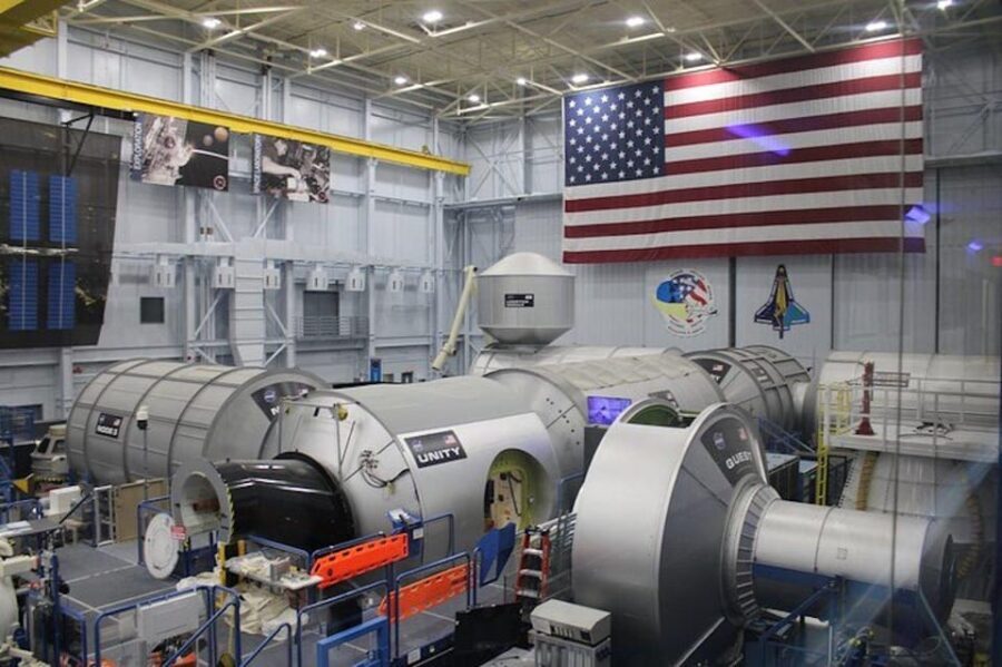 Houston: Tunnel Tour & NASA Space Center Ticket/Transport - The Houston Experience: Underground Tunnels and Space Exploration