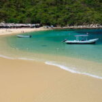Huatulco: Premium Boat Tour with snorkel experience. - What’s Included and What’s Not