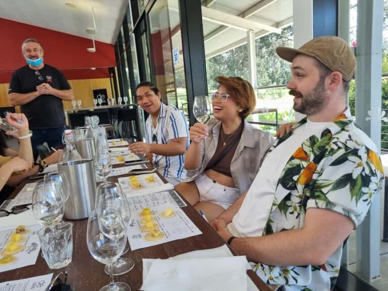 Hunter Valley: Wine, Gin, Cheese and Chocolate Tour - Exploring the Hunter Valley: A Practical, Tasty Journey