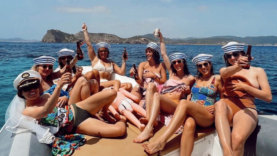 Ibiza: Combo Boat Trip, 4x4 Safari and Es Vedra Sunset Hike