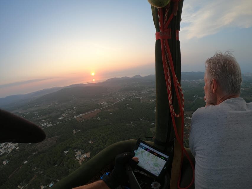 Ibiza: Hot Air Balloon Flight with Breakfast - The Itinerary in Detail