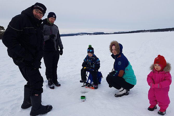 Ice fishing by car with hot beverages at Pyhä-Luosto - What You Can Expect from the Tour