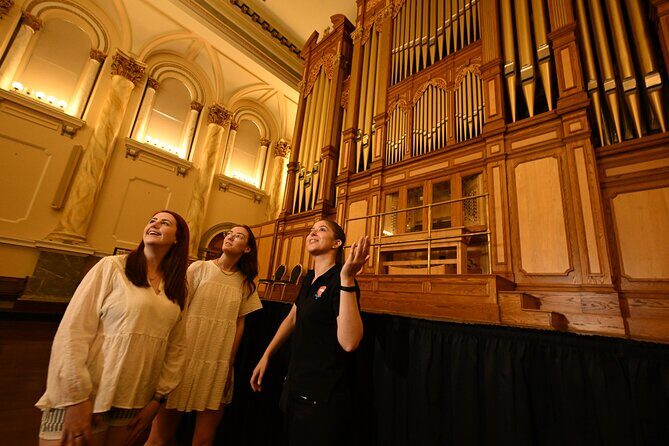 Iconic Adelaide Walking Tour - Parliament House & Town Hall
