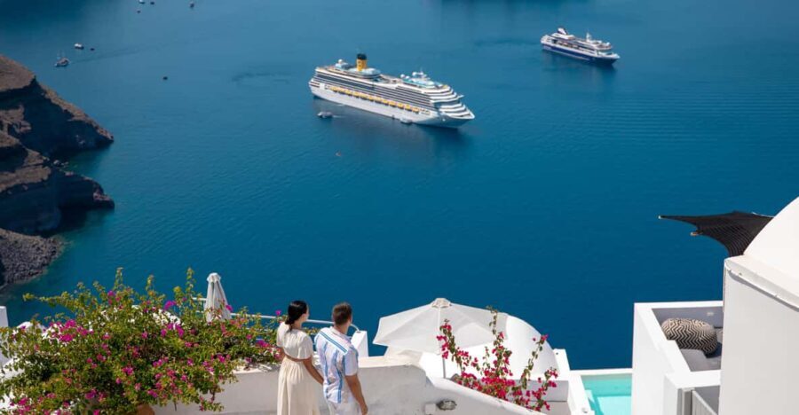 Imerovigli Santorini Photoshoot - The Details of the Imerovigli Santorini Photoshoot