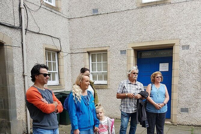In and Out the Dusty Closes - Exploring the Narrow Wonders of Elgin: A Deep Dive into the Tour