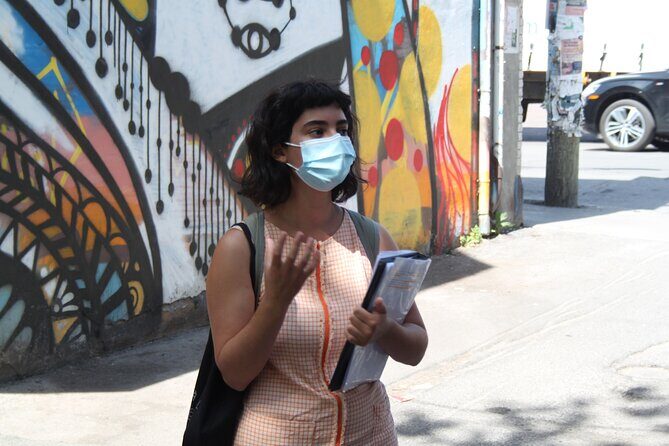 In the Shadow of the Mountain: Montreal Jewish History Walking Tour - Who Should Join This Tour?