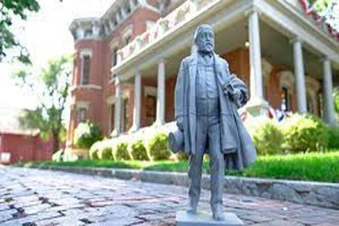 Indianapolis Ghosts: Haunts, Spirits, and Phantoms Walking Tour - Who Should Consider This Tour?