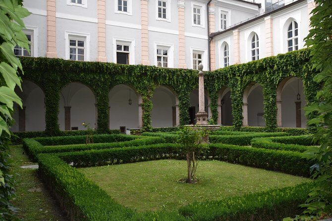 Innsbruck Walking tour with private guide - Practical Details and What It Means for Your Visit