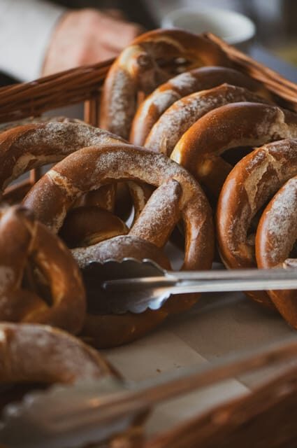 Innsbruck: Walking Traditional Food Tour - Who Should Consider This Tour?