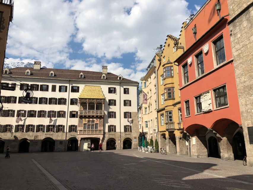 Innsbruck - "Welcome Tour" by Per Pedes. Guided City Tour. - The Experience: How the Tour Works