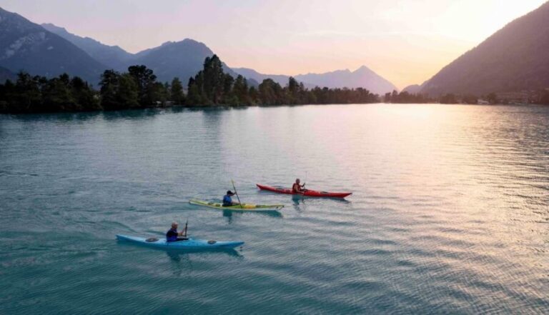 Interlaken: Kayak Tour of the Turquoise Lake Brienz - Exploring Lake Brienz by Kayak: A Deep Dive