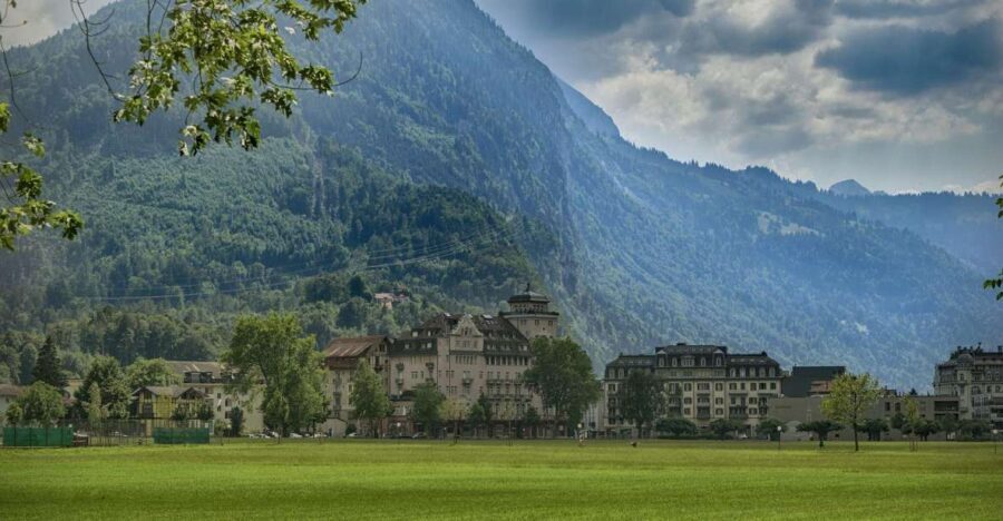 Interlaken Private Walking tour - Exploring the Towns Key Sights