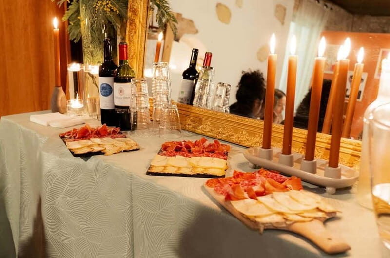 Introduction to Vin Rouge painting - A Detailed Look at Bordeaux’s Wine and Art Workshop