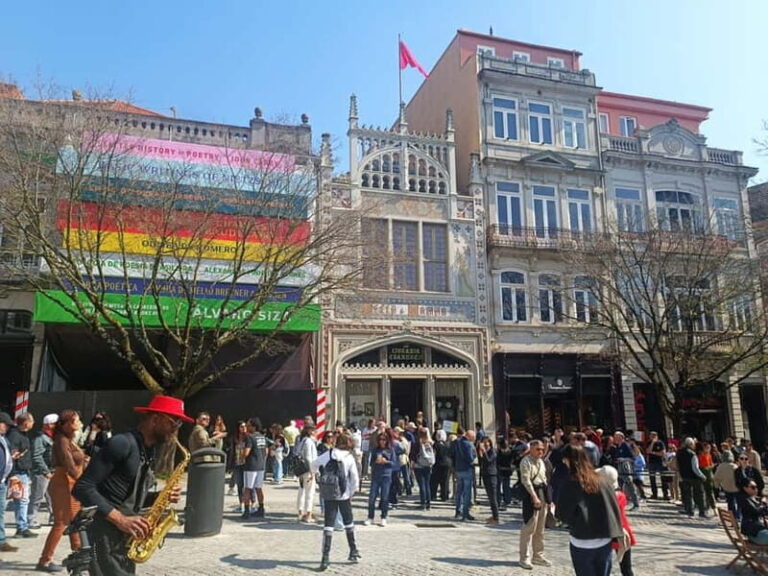 Invincible City of Porto Walking Tour - What Makes This Tour Stand Out?