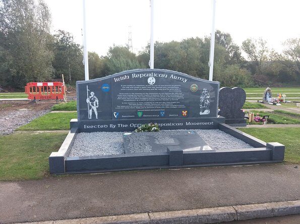 IRA Troubles Conflict Private Tour Museum Graves Murals and Political Analysis - Who Should Consider This Tour?