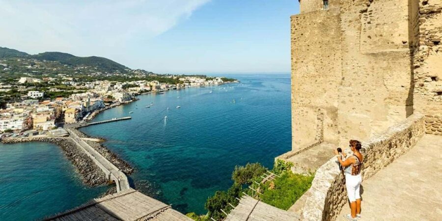 Ischia/Forio: Visit to the Aragonese Castle + Village of Celsa