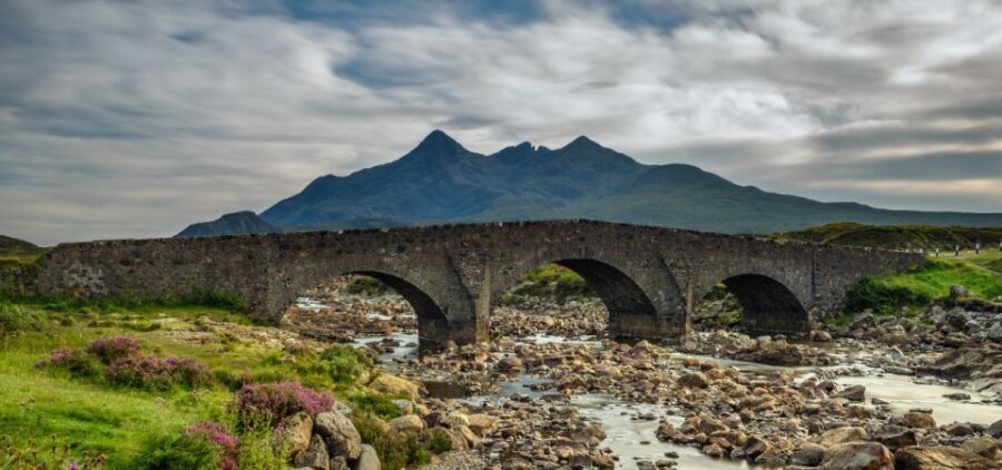 Isle of Skye: Portree to Fairy Pools Smartphone Guide - A Detailed Look at the Isle of Skye Smartphone Tour