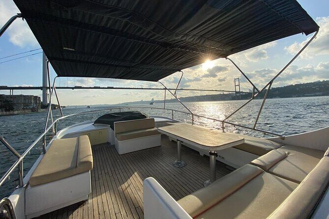 Istanbul Bosphorus Sunset Cruise on a Luxurious Yacht - A Deep Dive into the Bosphorus Sunset Yacht Tour