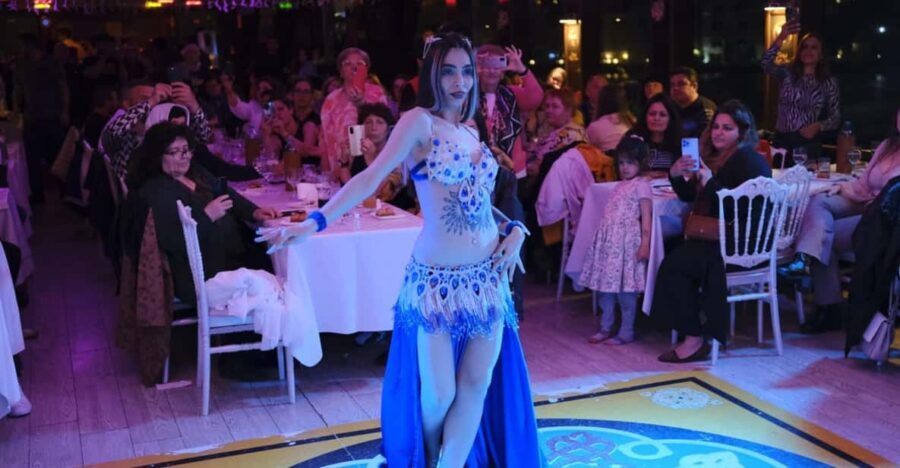 Istanbul: Dinner Cruise with Hotel Pickup & Optional Drinks - Comparing the Experience to Similar Tours