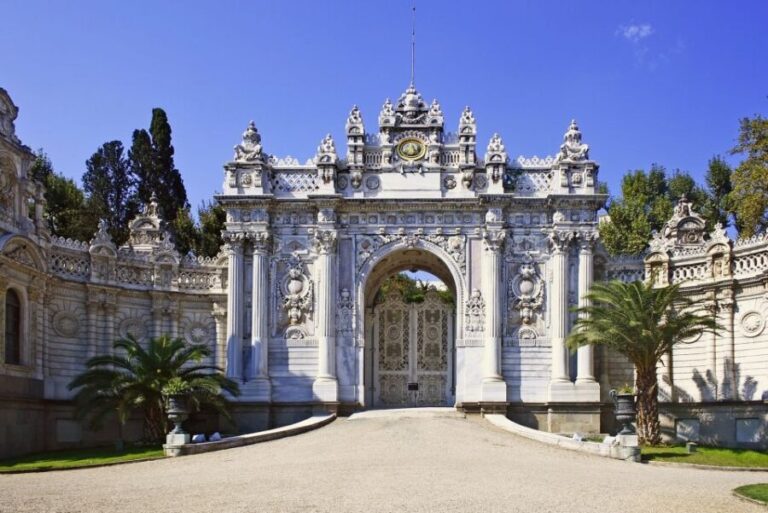 Istanbul: Dolmabahce Palace and Grand Bazaar Tour - Practicalities and Considerations