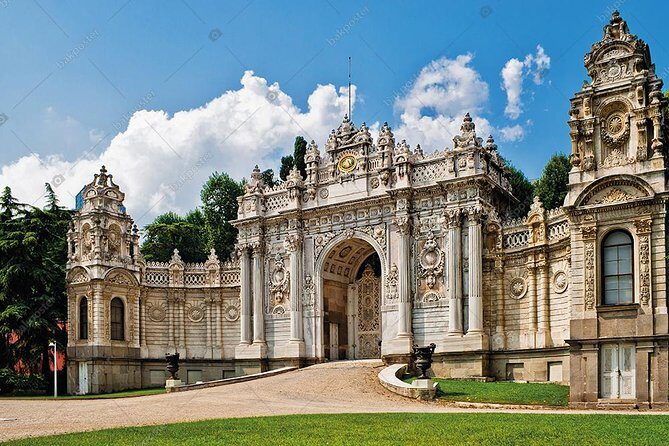 Istanbul Dolmabahce Palace Tour - The Practicalities: What to Expect