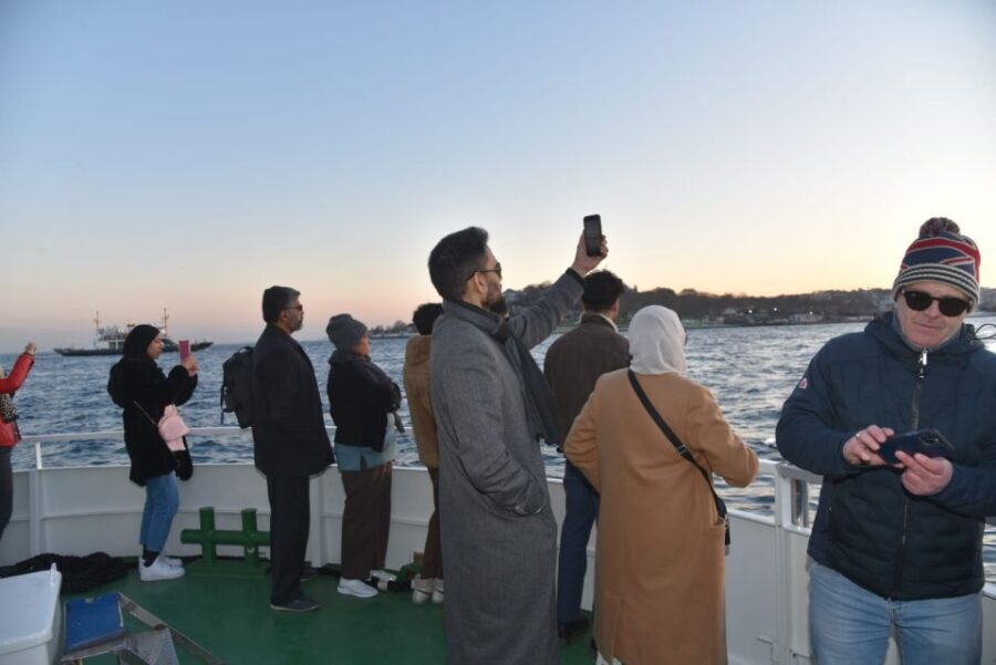 Istanbul: Explore Bosphorous on a Sunset Boat Cruise - Detailed Breakdown of the Itinerary