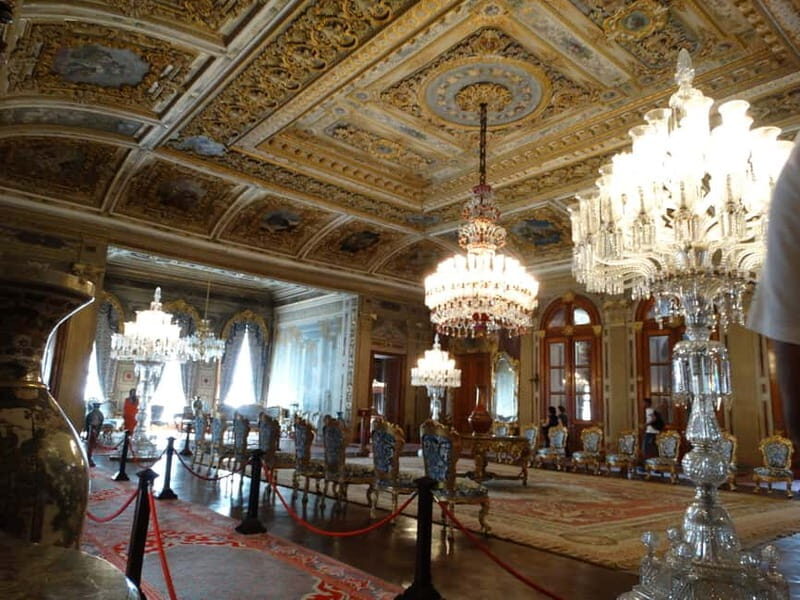 Istanbul: Full-Day Tour with Dolmabahce & Bosphorus Cruise - What the Reviews Reveal: Authentic Experiences and Tips