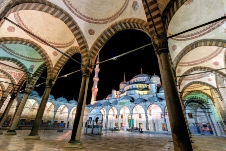 Istanbul: Hagia Sophia, Blue Mosque, and Grand Bazaar Tour - An In-Depth Look at the Tour Experience
